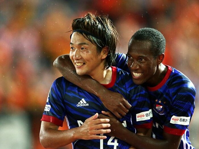 俊輔の系譜を継ぐマリノスの技巧派。天野純、「うまいけど」からの脱皮。＜Number Web＞ photograph by J.LEAGUE PHOTOS