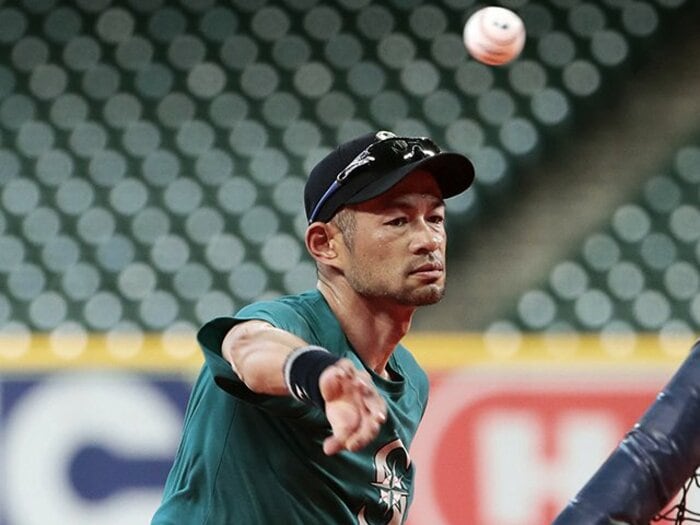 打撃投手イチロー、華麗なるデビュー。監督も絶賛するWIN-WINの関係とは？＜Number Web＞ photograph by Kyodo News