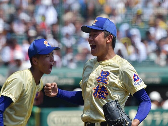 死闘のなか星稜・奥川に活を入れた「ジョックロック」と漢方薬。＜Number Web＞ photograph by Hideki Sugiyama