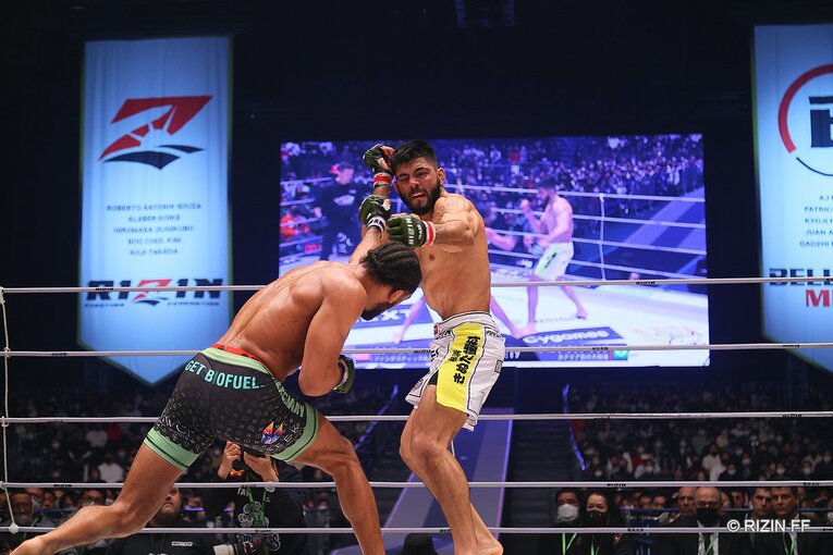 大将戦。ホベルト・サトシ・ソウザvs.AJ・マッキー　©RIZIN FF