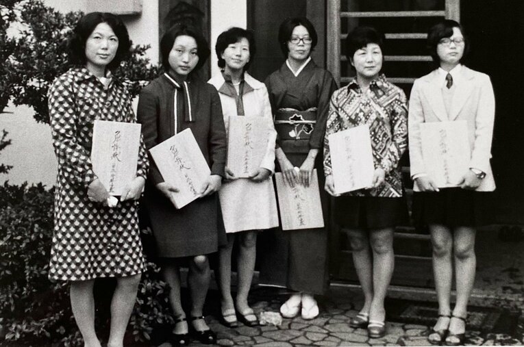 1974年に誕生した草創期の6人の女流棋士　©Noboru Tamaru