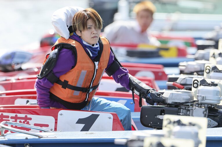 「圧倒的に男子が強い」ボートレース界で遠藤エミ“女子初のSG制覇”はどれほどの偉業なのか？ 現役記者「運だけでは100％勝てない」(50)