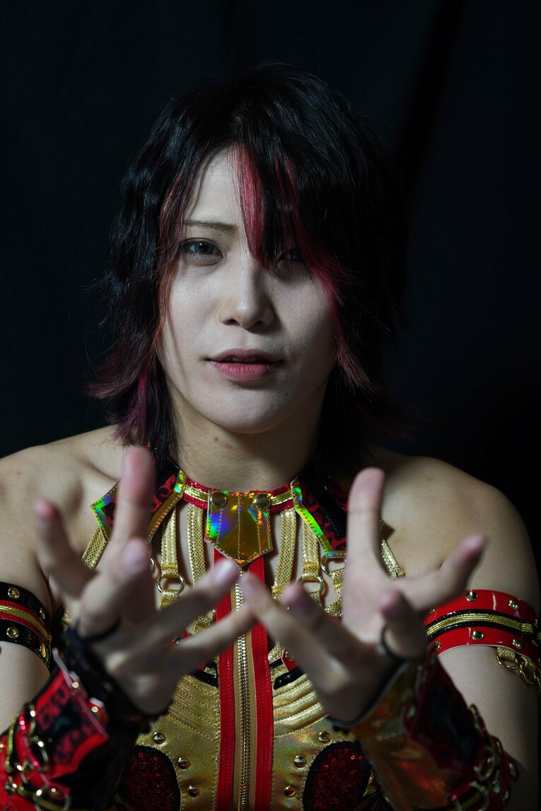 「林下詩美は強い。そのイメージを取り戻したい」王座陥落から1年弱…“カッコいい女”はスターダムの頂に返り咲けるのか《特別グラビア》(34)