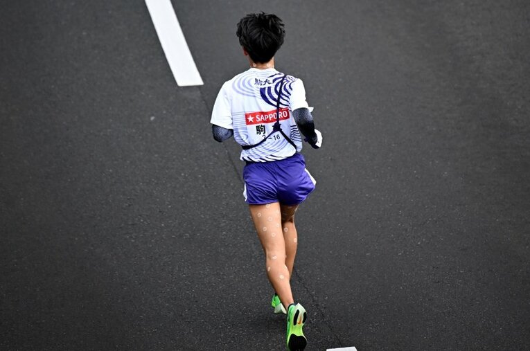 箱根駅伝ランナー「走る時に何を考えているのか？」 ／ photograph by Hiroyuki Nakamura