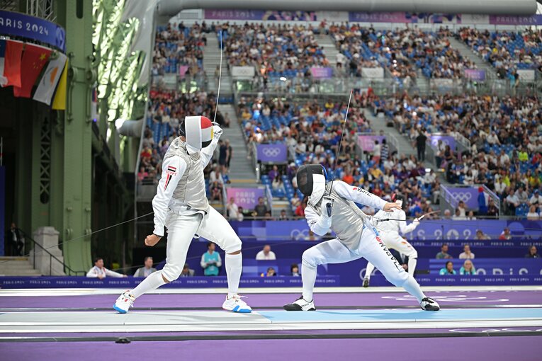 男子フルーレ個人2回戦、飯村一輝vs.アラエルディン・アブエルカセム　©Takuya Kaneko/JMPA