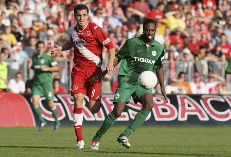 現役当時のティアムさん（右）　©Getty Images