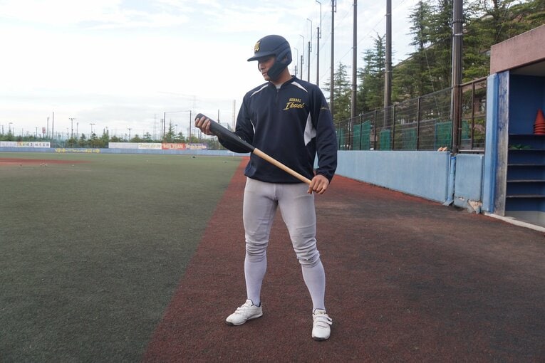 高校通算32本塁打の高田（183cm、90kg）