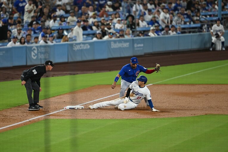 三盗を決める大谷　©︎Nanae Suzuki