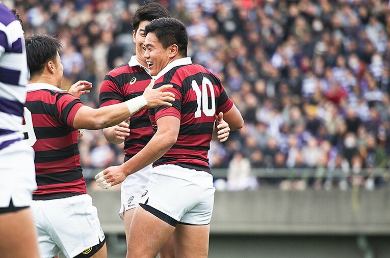 SNSの発信でも話題を集める早稲田大SO岸岡智樹（4年）。SH齋藤直人とのコンビでチームを高みへと導けるか。 ／ photograph by Yuki Suenaga