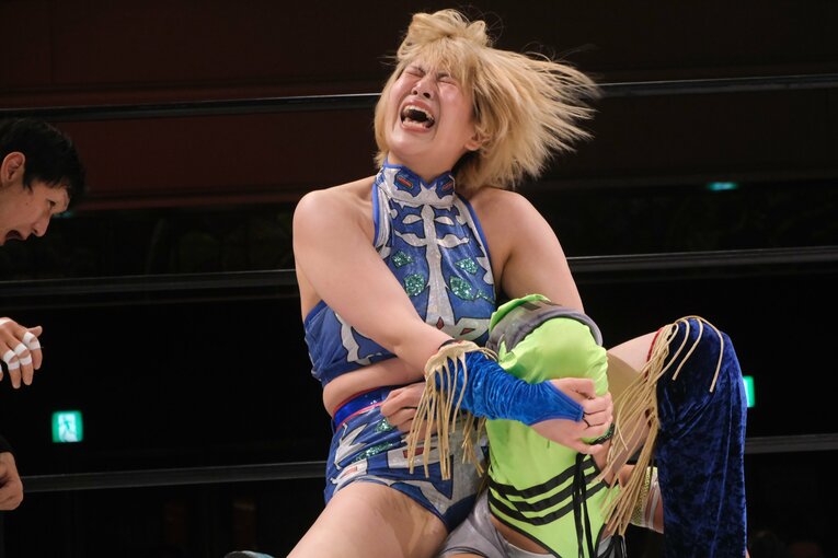 “現役最長身”181センチの女子レスラーに変化？「勝ちたいという感情を…」デビュー1周年、スターダム・HANAKOの“ダイナミックな成長”(13)