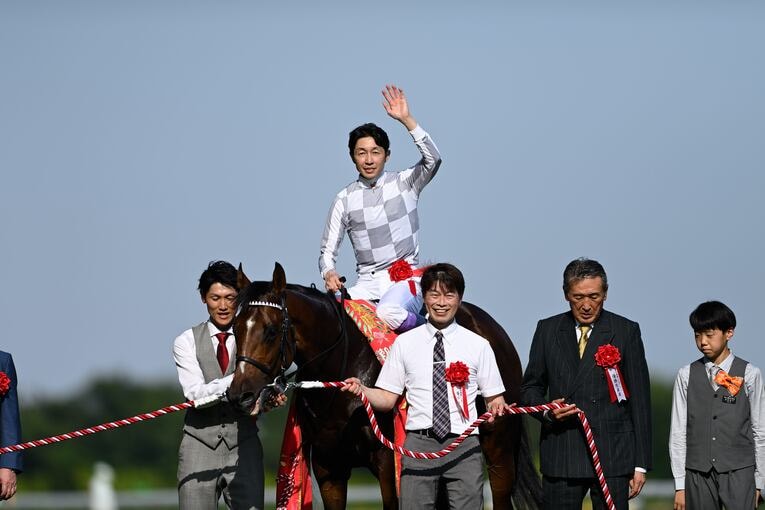 ドウデュースが制した2022年の日本ダービー　©Keiji Ishikawa