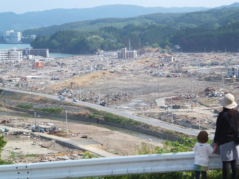 大相撲の“3.11”　被災地を訪れた力士たちの涙と誓い(4)