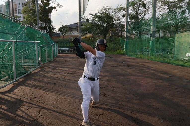 打撃面でも4番を担う伊藤　©Fumi Sawai