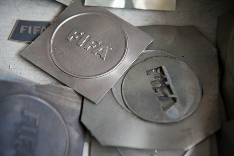 メダルの製造工程　©Paolo Vezzoli