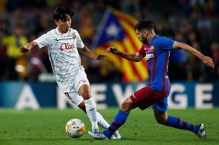 バルサの本拠地カンプノウに乗り込んだ久保建英 ／ photograph by Daisuke Nakashima