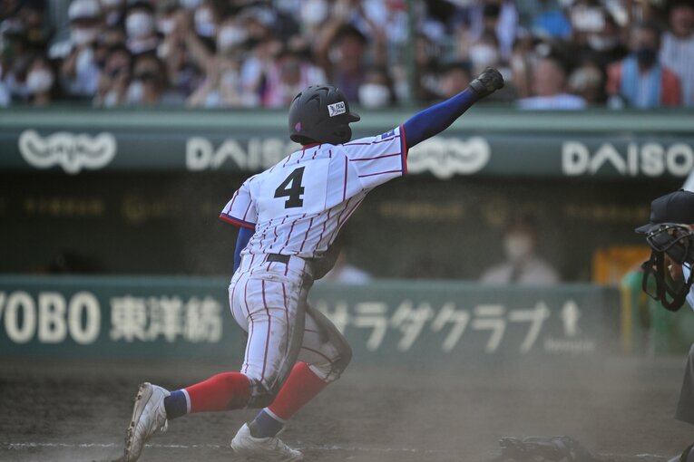 9回、勝ち越しのランナーが生還　©Hideki Sugiyama