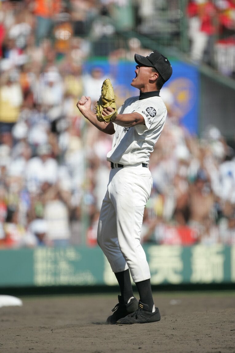 田中将大を擁して駒大苫小牧が夏2連覇　©BUNGEISHUNJU