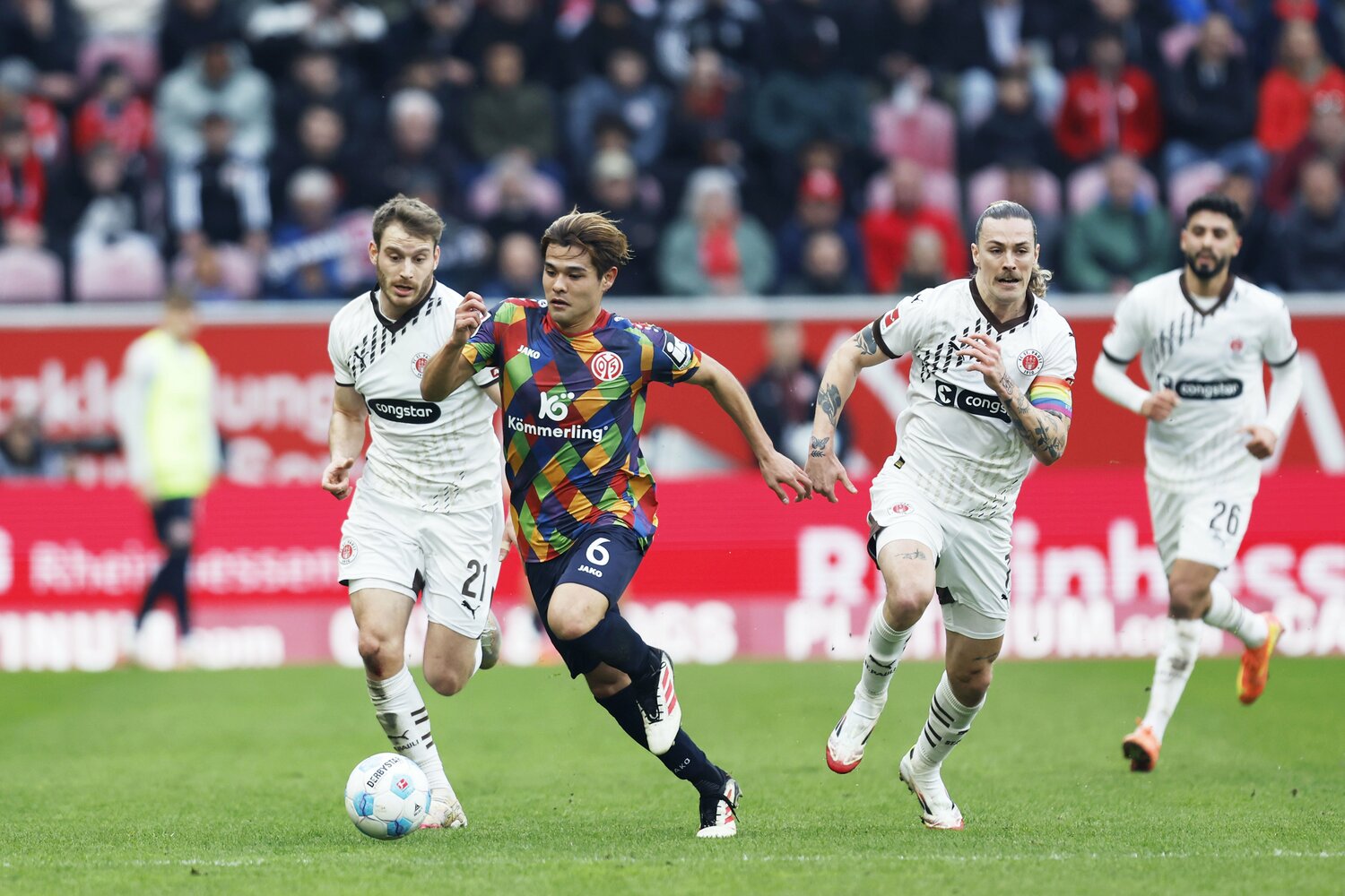 マインツで28節まで全試合先発出場を続ける佐野　©Daisuke Nakashima