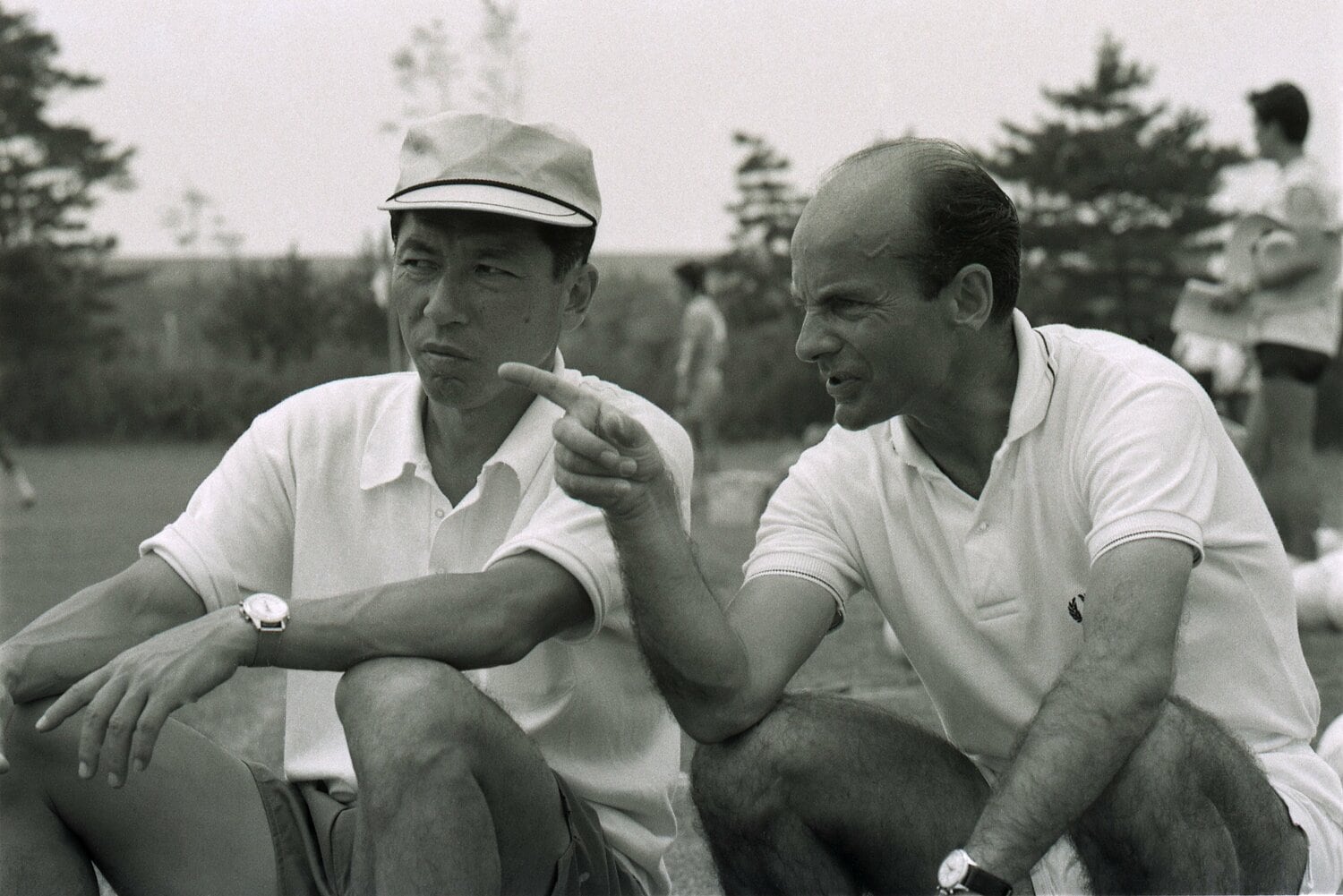 長沼氏とクラマー氏（1969年撮影） ©AFLO