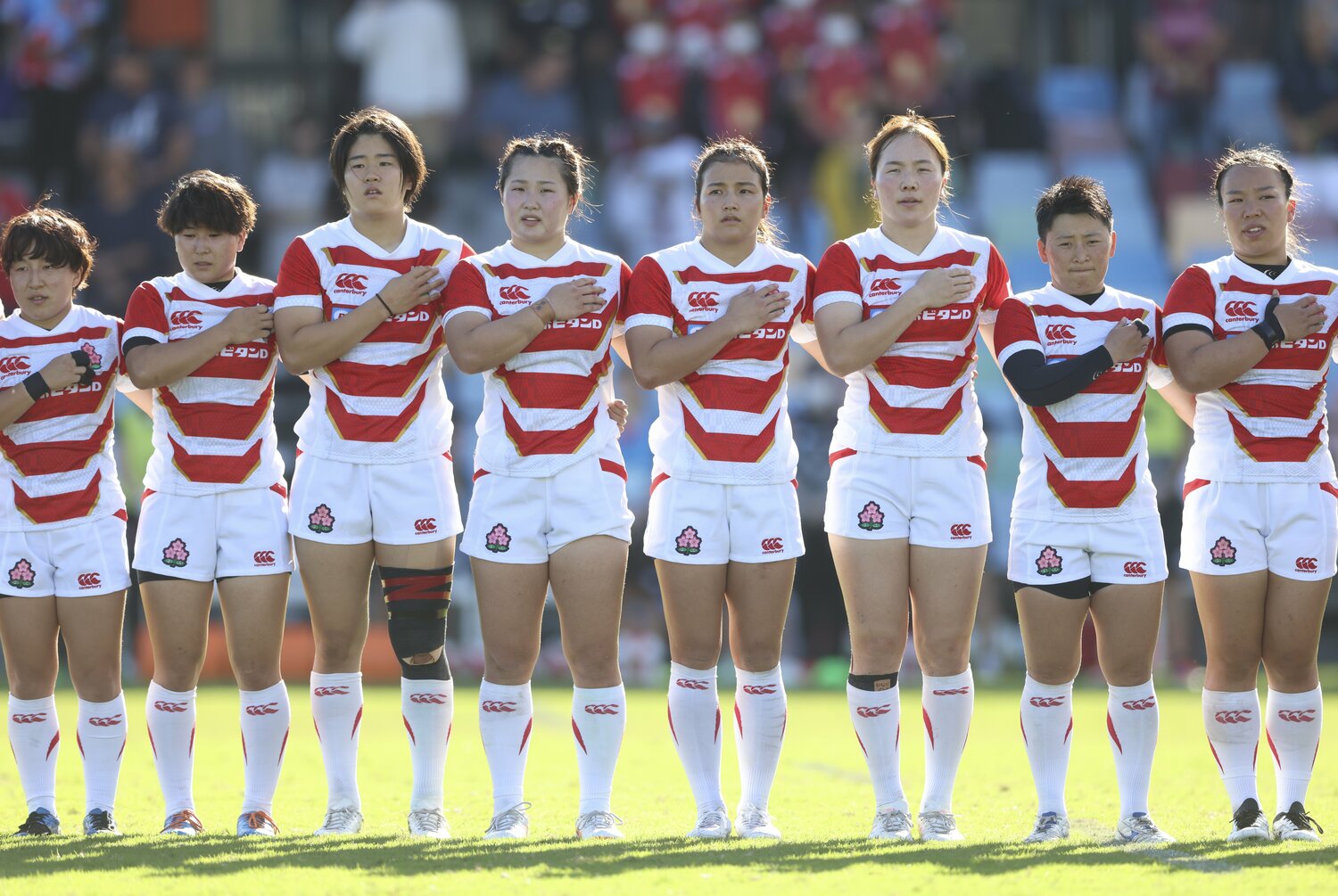 5月1日フィジー戦で15人制日本代表初キャップを獲得した松田凛日。この日は11番（WTB）をつけたが、南アフリカ戦では15番（FB）でスタメン出場した（左から3番目）©︎JRFU