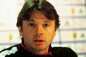 【真相】トルシエと日本代表がモメた日… 中田英寿や中村俊輔の“招集騒動”、ジーコを「消費者」と皮肉ったワケ【66歳に】