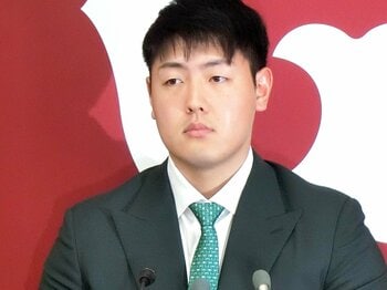 「岡本和真28歳は巨人に残ったほうがいい」NHK解説者・武田一浩（巨人OB）がメジャー移籍を止めるワケ「ゆくゆくは巨人のコーチ、監督に…」＜Number Web＞ photograph by Sankei Shimbun