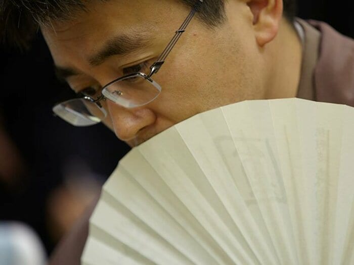 「藤井聡太15歳と対談した羽生善治47歳の“藤井将棋評”は…」「えっ、ユーミン愛聴してるの?」意外と知らない“羽生会長マメ知識”<Number Web> photograph by Tadashi Shirasawa