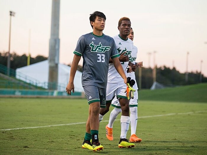 サッカーで米留学する日本人が増加。文武両道はアメリカでこそ成立する。<Number Web> photograph by University of South Florida