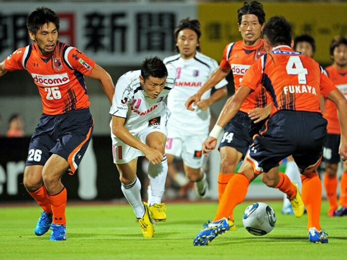 大宮アルディージャvs.セレッソ大阪。2つの“非常識”に見た欧州との違い。＜Number Web＞ photograph by NIKKAN SPORTS