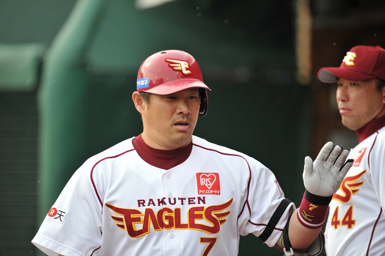 中日、オリックス、楽天で活躍した山崎武司。通算403本塁打、ホームラン王2回、打点王1回。2013年に現役引退　©BUNGEISHUNJU