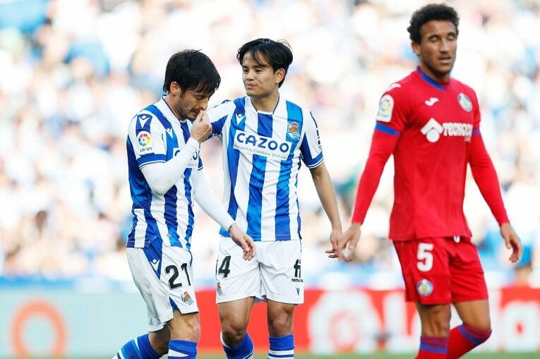 「TAKEあなたは最高です、と日本語で…」久保建英21歳はソシエダで愛される「日本人最多リーガ6点目＋“MVPタケクボ”コール」を撮った(22)