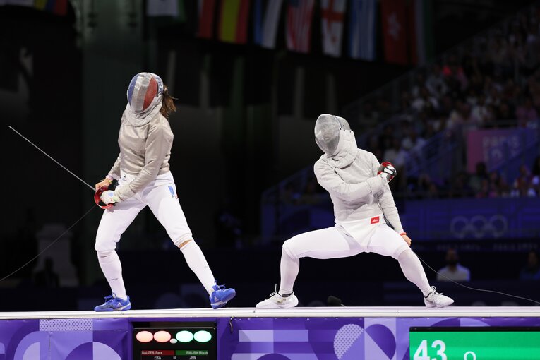 女子サーブル団体3位決定戦　©Kaoru Watanabe/JMPA