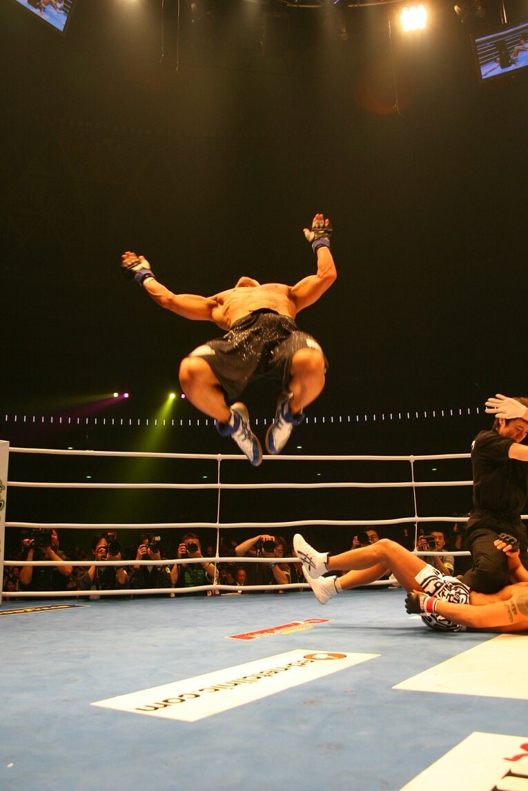 2005年12月31日、KID対須藤元気　©BUNGEISHUNJU