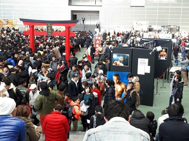 2018年のRIZIN会場での写真展「FOREVER KID」の様子