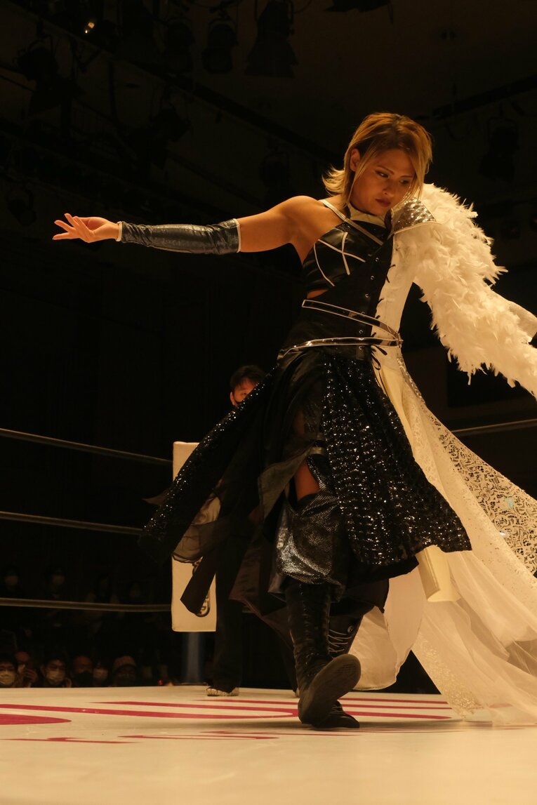 朱里とジュリア、“赤いベルト”戦を前にタッグ解散…スターダムを大きく変える「容赦なし」の対決とドンナ・デル・モンド結成秘話(36)