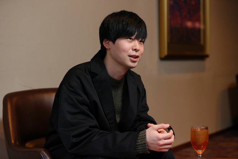 インタビューに応じてくれた栗尾さん　©Shigeki Yamamoto