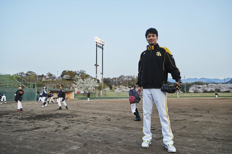 トライアウト後の2017年、ソフトバンク球団職員となった新垣渚　©Tadashi Shirasawa