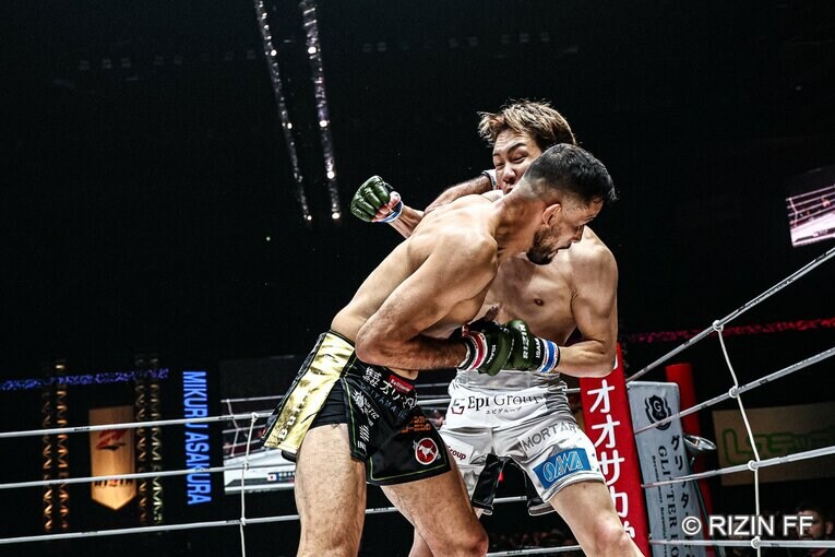 『超RIZIN.4』朝倉未来vs.クレベル・コイケ　©RIZIN FF