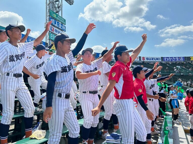 なぜかクセになる…話題の滋賀学園アルプスの光景　©Yukiko Umetsu