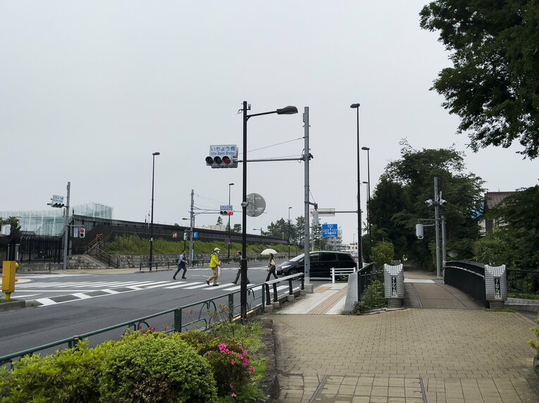 玉川上水を渡り、三鷹市から武蔵野市に入っていく
