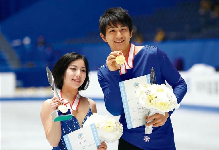'19年の全日本選手権。ペアでの出場はりくりゅう1組だけだった　©AFLO