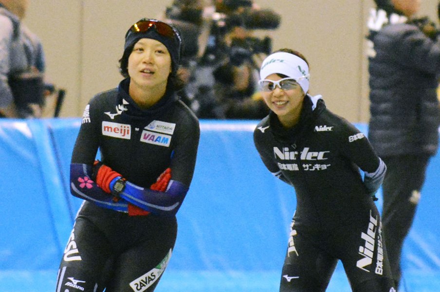高木菜那&美帆が語った平昌の後。勝気な姉と真面目な妹の心模様。<Number Web> photograph by Kyodo News