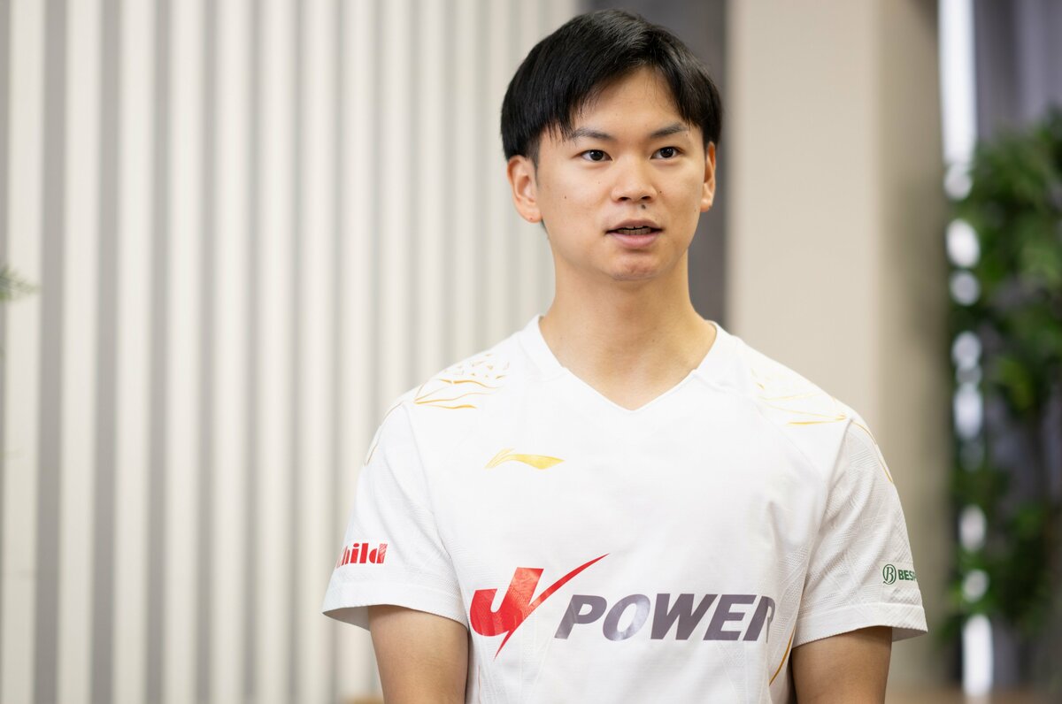 【バドミントン日本代表】ユニフォーム　Mサイズ　美品　レッド　赤　渡辺勇大選手 渡辺 勇大｜アスリート｜JOC - 日本オリンピック委員会