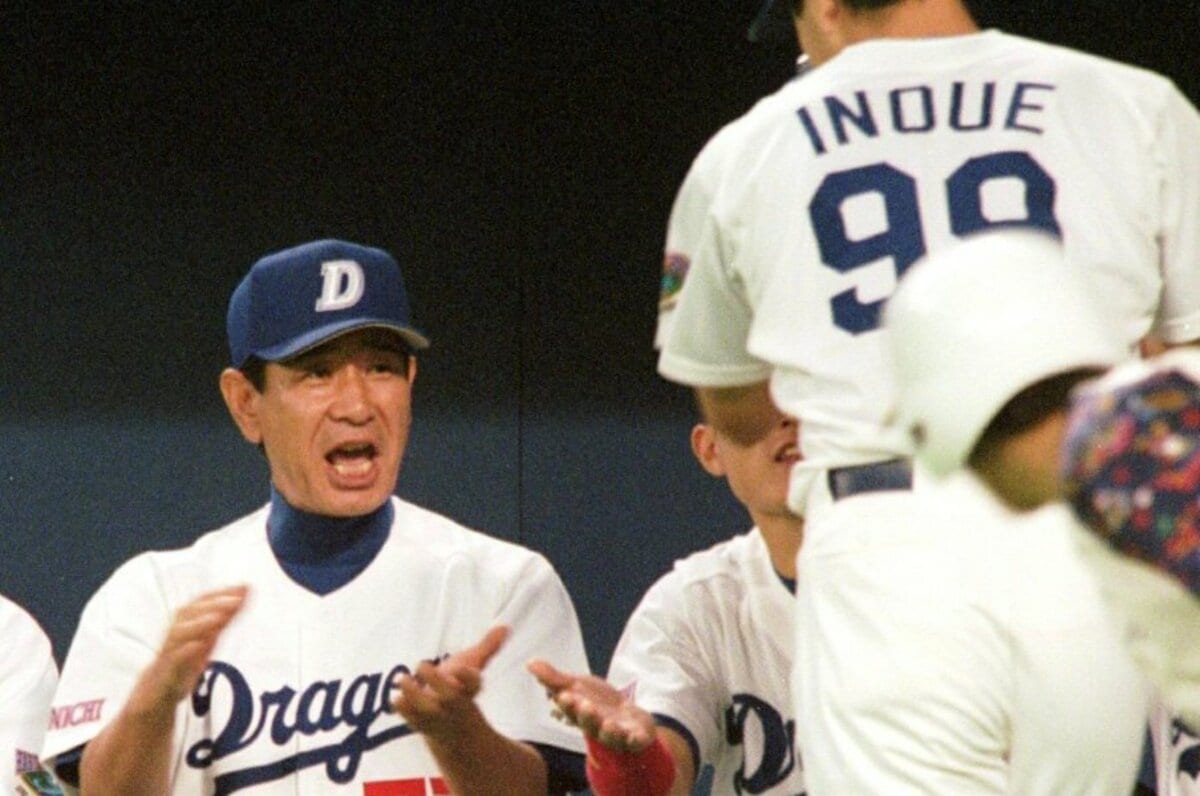 中日ドラゴンズ 1999年 セリーグ 優勝記念パネル時計 星野仙一監督 胴上 Amazon.co.jp: 中日ドラゴンズ 1999年 セリーグ 優勝記念 パネル