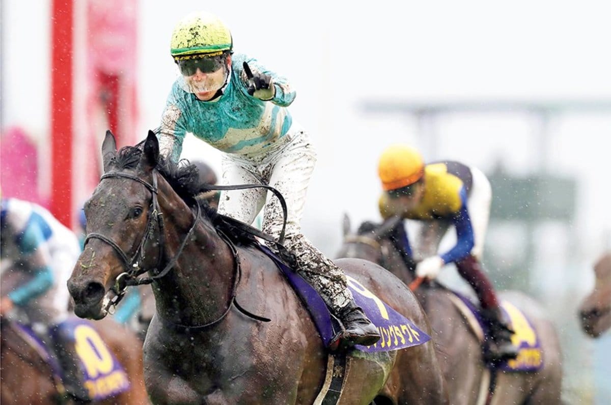 秋華賞 デアリングタクト 史上初の無敗三冠牝馬へ 将来はアーモンドアイのように 桜花賞の裏側 競馬 Number Web ナンバー