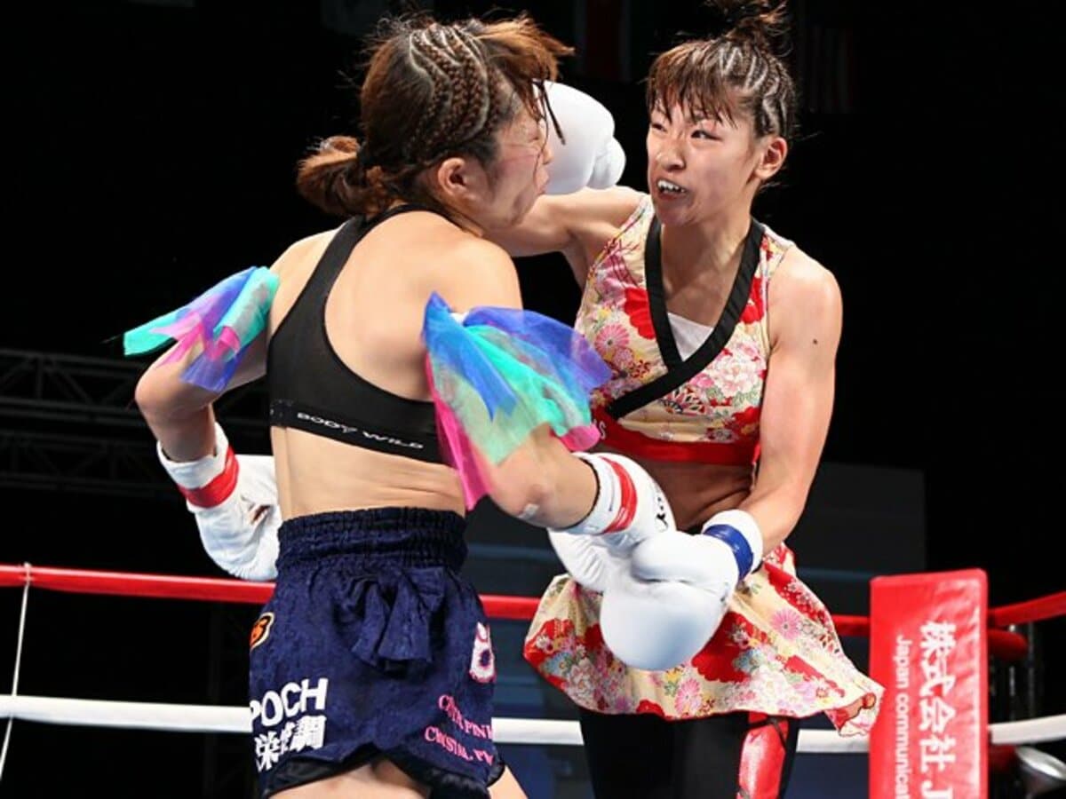 RENA ボクサー 沈みゆく格闘技界を救うふたりの女神、RENAと神村エリカが紡ぐ新たな物語。(3/3) - 格闘技 - Number Web - ナンバー