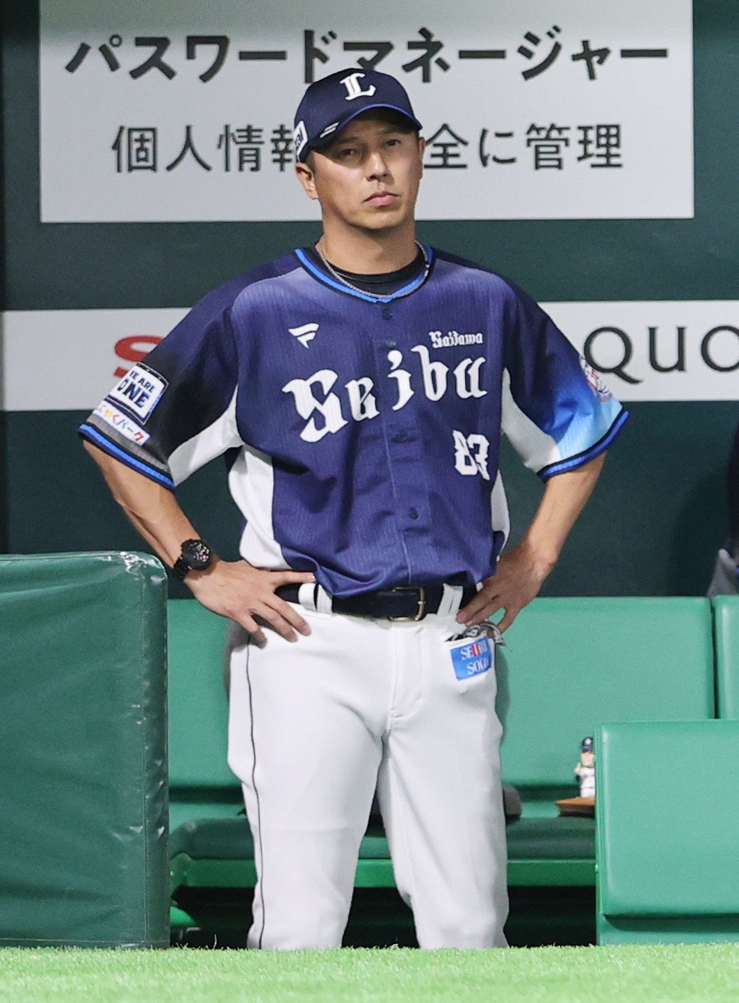 松井監督のPL学園の後輩でもある平石ヘッド　©JIJI PRESS