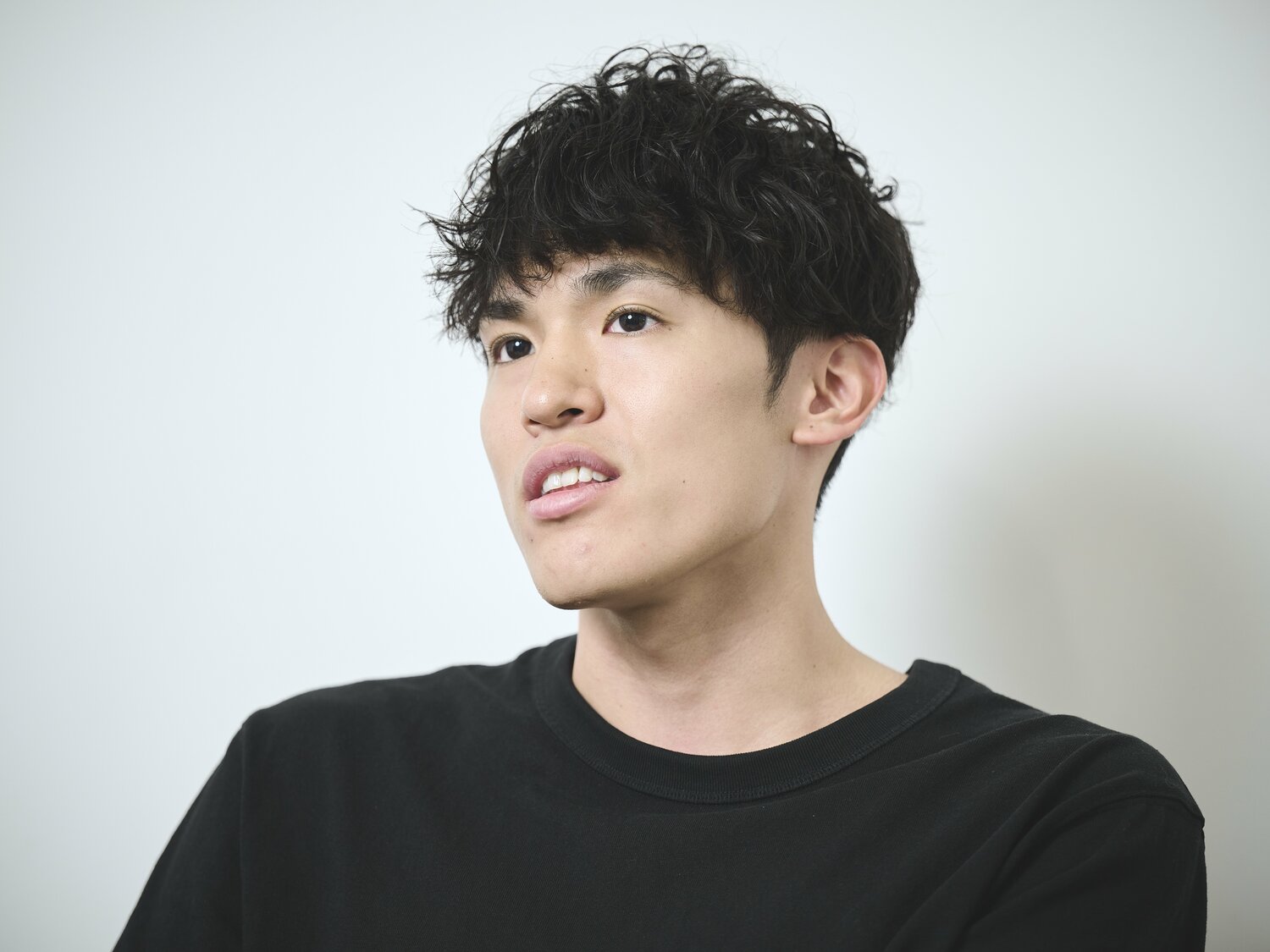 楢崎明智　©︎Yuki Suenaga