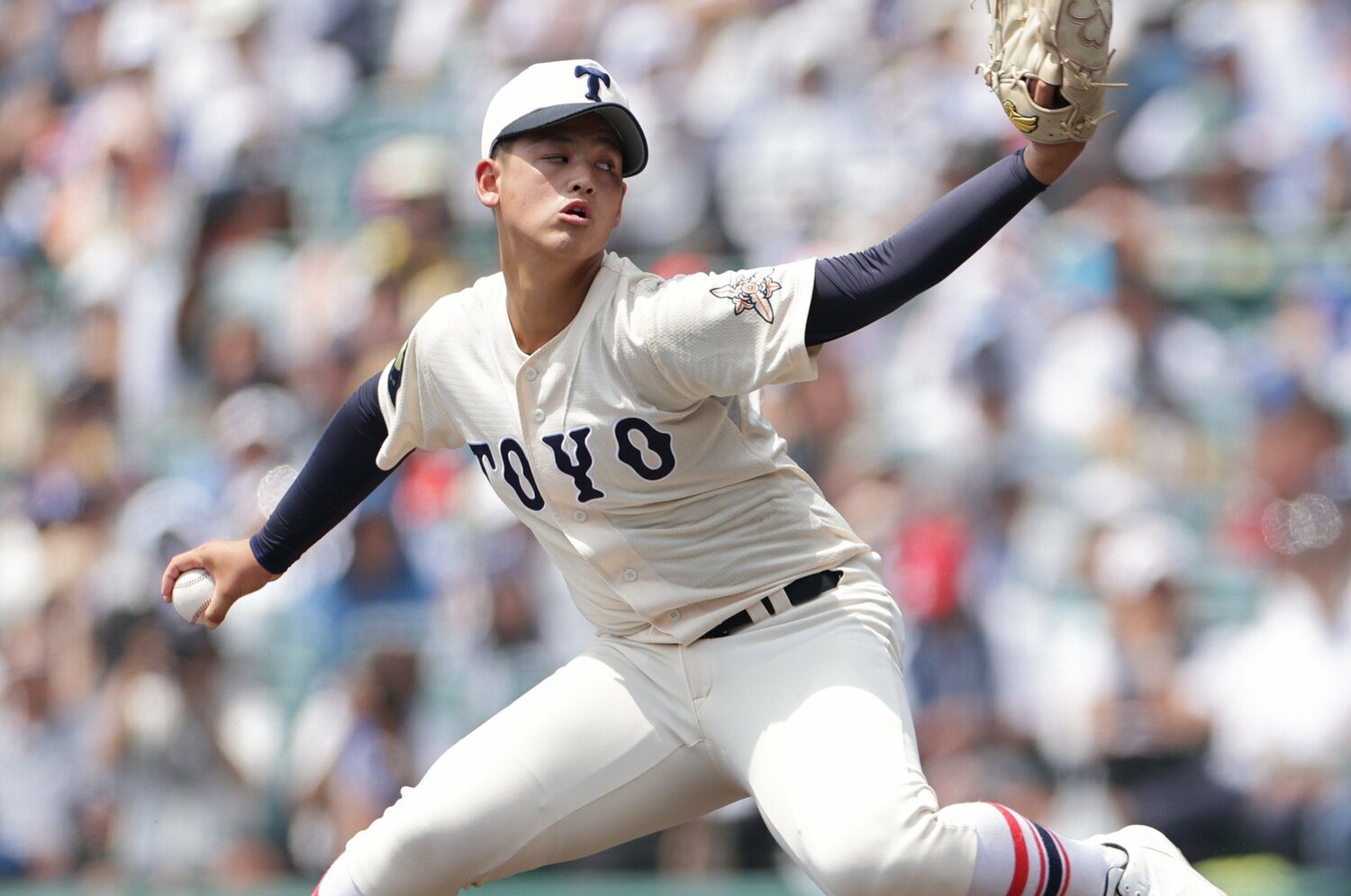 「投げられるまで待ってる」仲間の言葉が支えに…甲子園“14年ぶり復活の古豪”エースが“手術回避”で最後の夏に懸けるワケ「皆のために投げたい」＜Number Web＞ photograph by JIJI PRESS