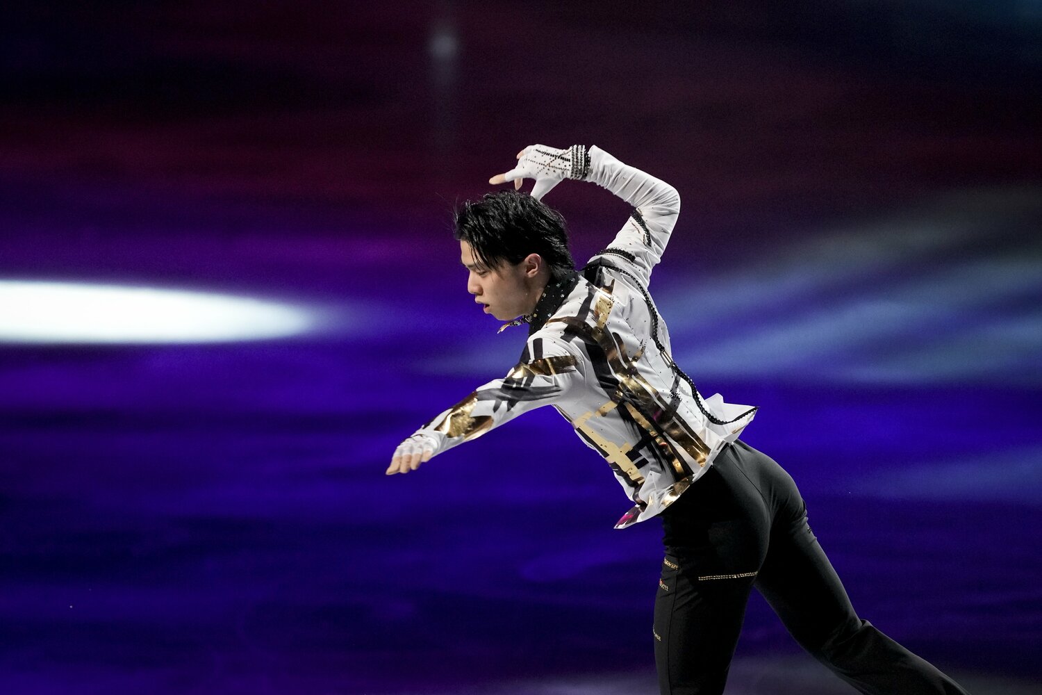 石丸幹二と共演した昨年末の「メダリスト・オン・アイス」　©Asami Enomoto